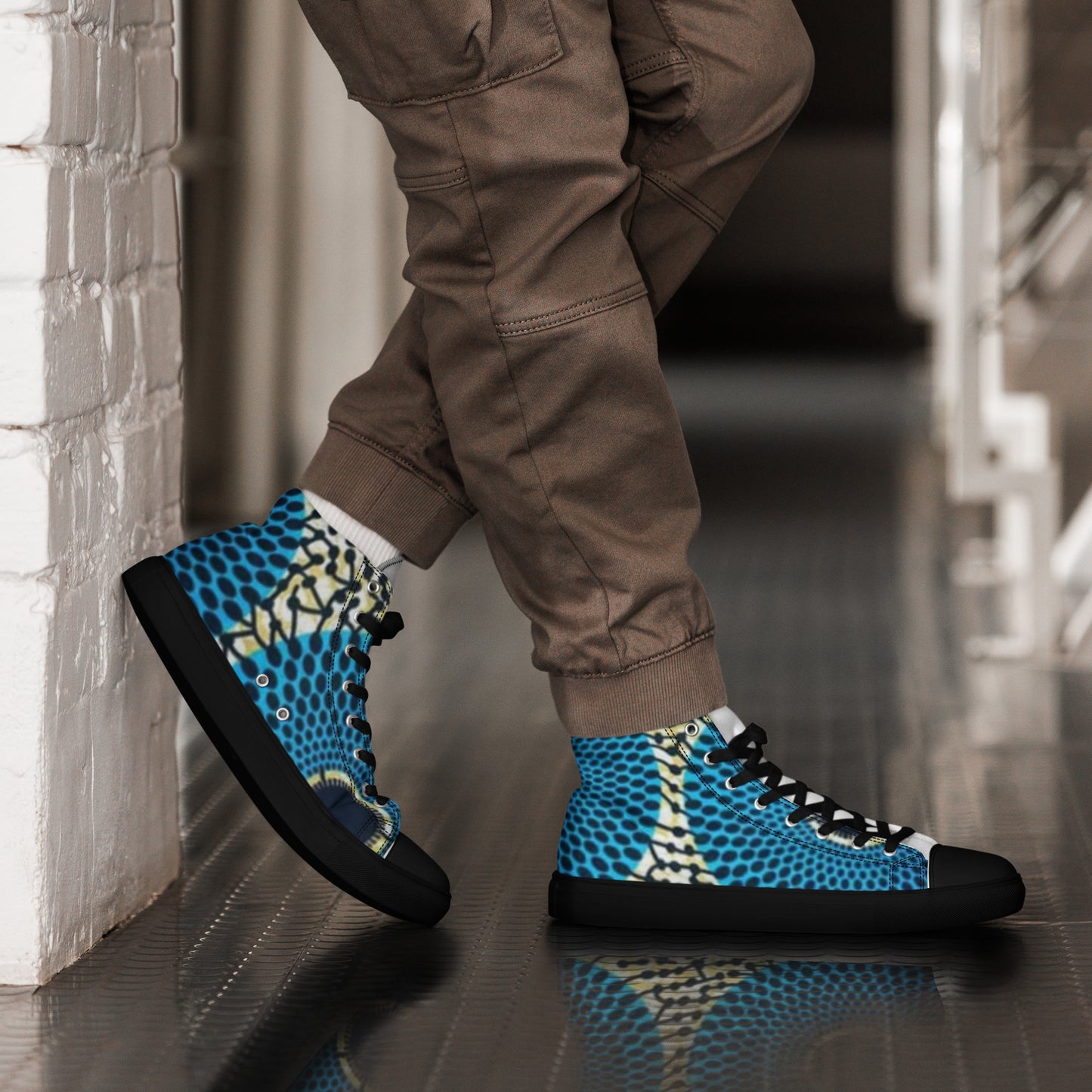 ROOTS & LEGACY SHOES